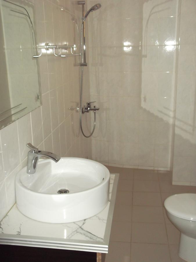 Bed and Breakfast Best View Ломе Екстер'єр фото